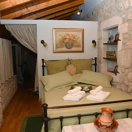 Holiday home La Casa Di Bella.Ένα Πέτρινο Σπίτι Με Barbecue *